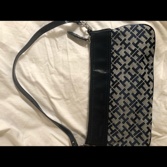 Purse - Picture 2 of 3